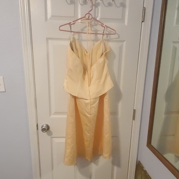 Dress - Picture 2 of 2